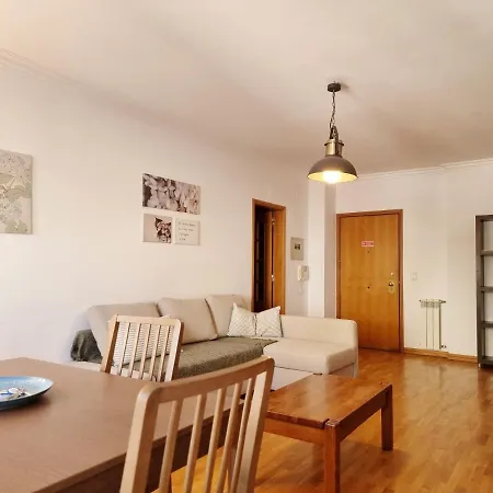 Down Town - Expo27 * ליסבון