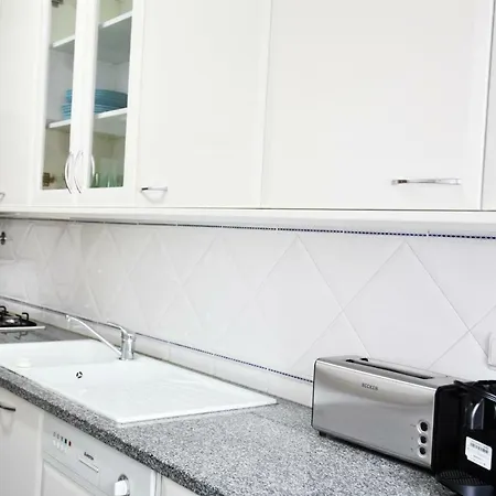 Down Town - Expo27 * ליסבון