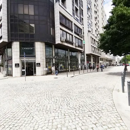 Down Town - Expo27 דירה