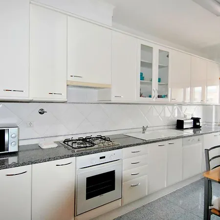 Down Town - Expo27 * ליסבון