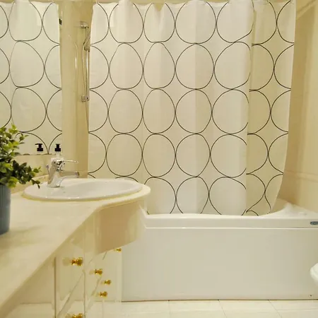 Down Town - Expo27 * ליסבון